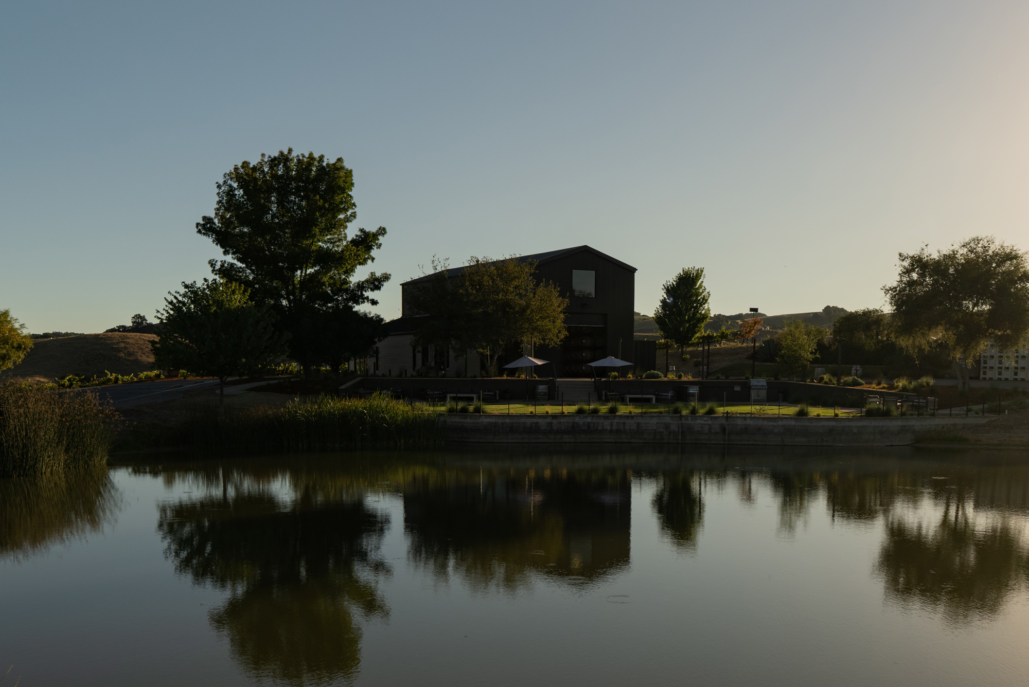 Truss Winery tasting room overlooking pond and hills of west side Paso Robles